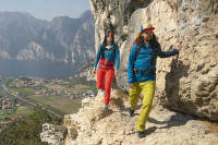 do wędrówek z czapką