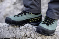 Buty na trekking o średnim stopniu trudności