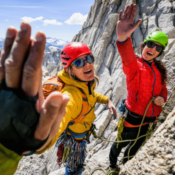 Bunda Patagonia Nano Puff Hoody Women Dark Ruby