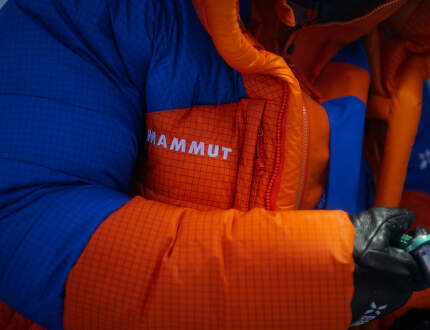 Najlepsze kurtki puchowe 2026 + opinie - jak wybrać najlepszą?