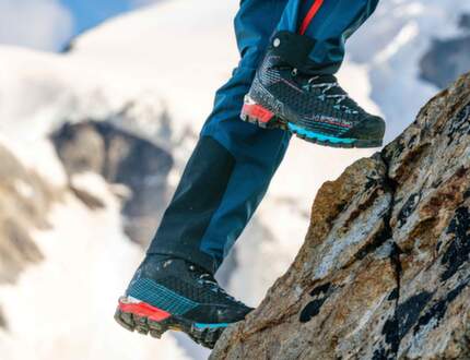 Najlepsze buty trekkingowe 2026 + opinie - jak wybrać najlepsze