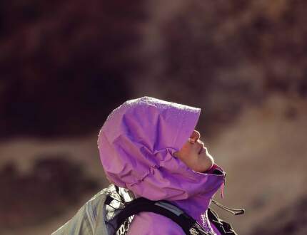 Jak wybrać kurtkę turystyczną? Porady i wskazówki