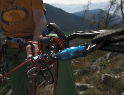 Jak prawidłowo się asekurować?